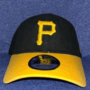 ⚾️🏴‍☠️ Pittsburgh Pirates New Era Core Classic Adjustable Hat 🏴‍☠️⚾️